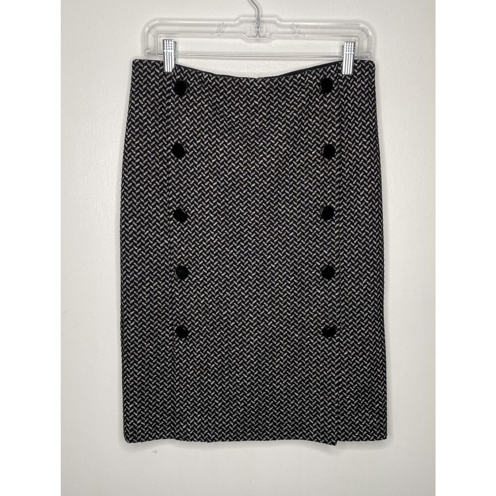 ANN TAYLOR CHEVRON BUTTON FRONT SKIRT – WOMEN’S SIZE 8